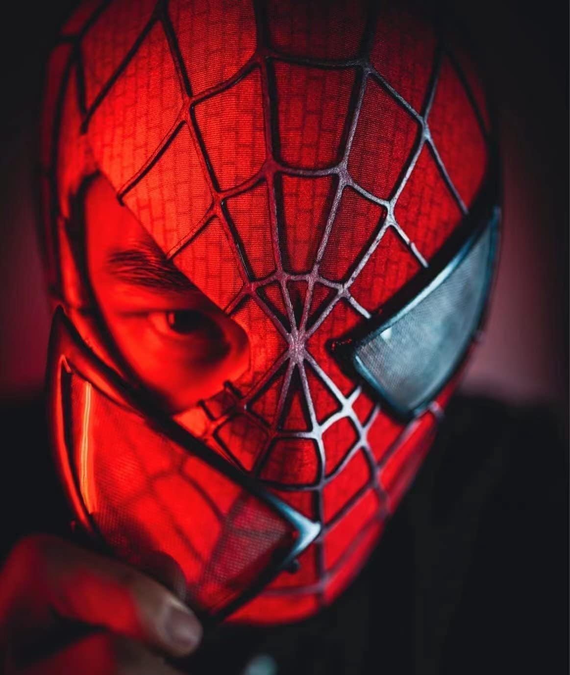 YONTYEQ red web cosplay mask helmet back view detail